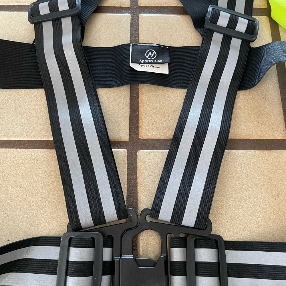 Apace Vision Reflective Vest Neon Black. New never used
